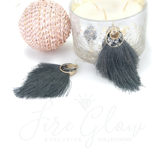 Tassel Earrings - Grey - Snake Print - Gold Tone - Picture 3 of 5